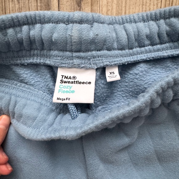 Aritzia TNA Sky Blue Joggers - Picture 2 of 3